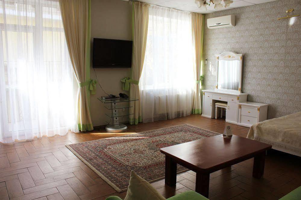 Geneva Park Hotel Odessa Eksteriør bilde